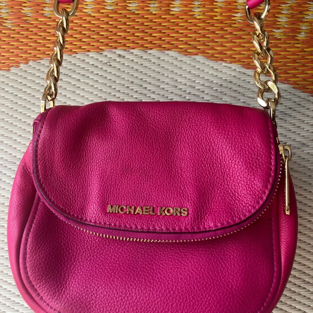 Michael Kors Pink Crossbody Bag - Picture 2 of 7